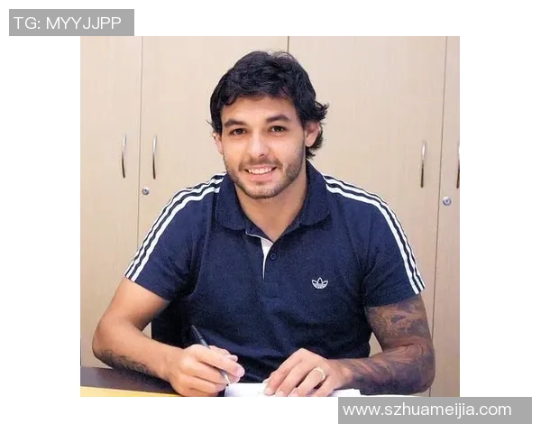 双子座足球明星的魅力与个性解析探索他们在赛场上的表现与生活中的多面性